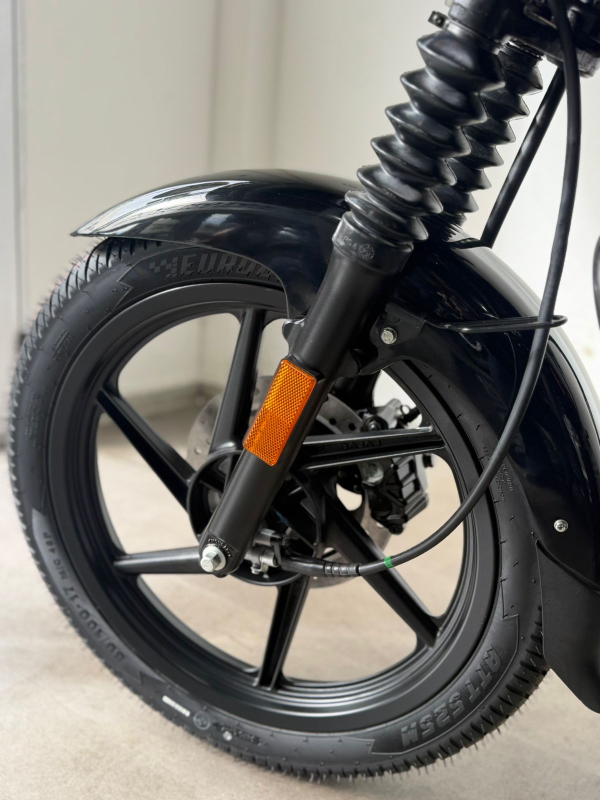 Bajaj Boxer 150 Full - Imagen 4